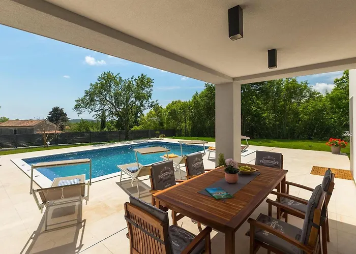 Lucas Σπίτι διακοπών Πούλα