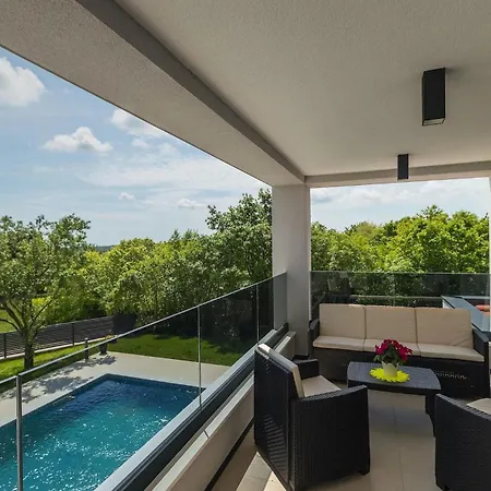 Lucas Holiday home *