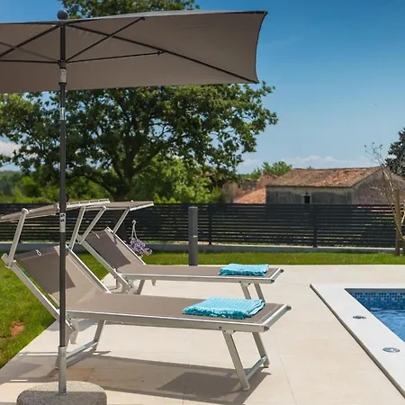 Holiday home Lucas Pula