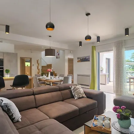 Holiday home Lucas *