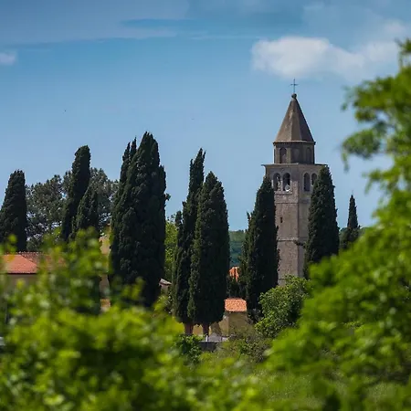 Semesterbostad Lucas Pula